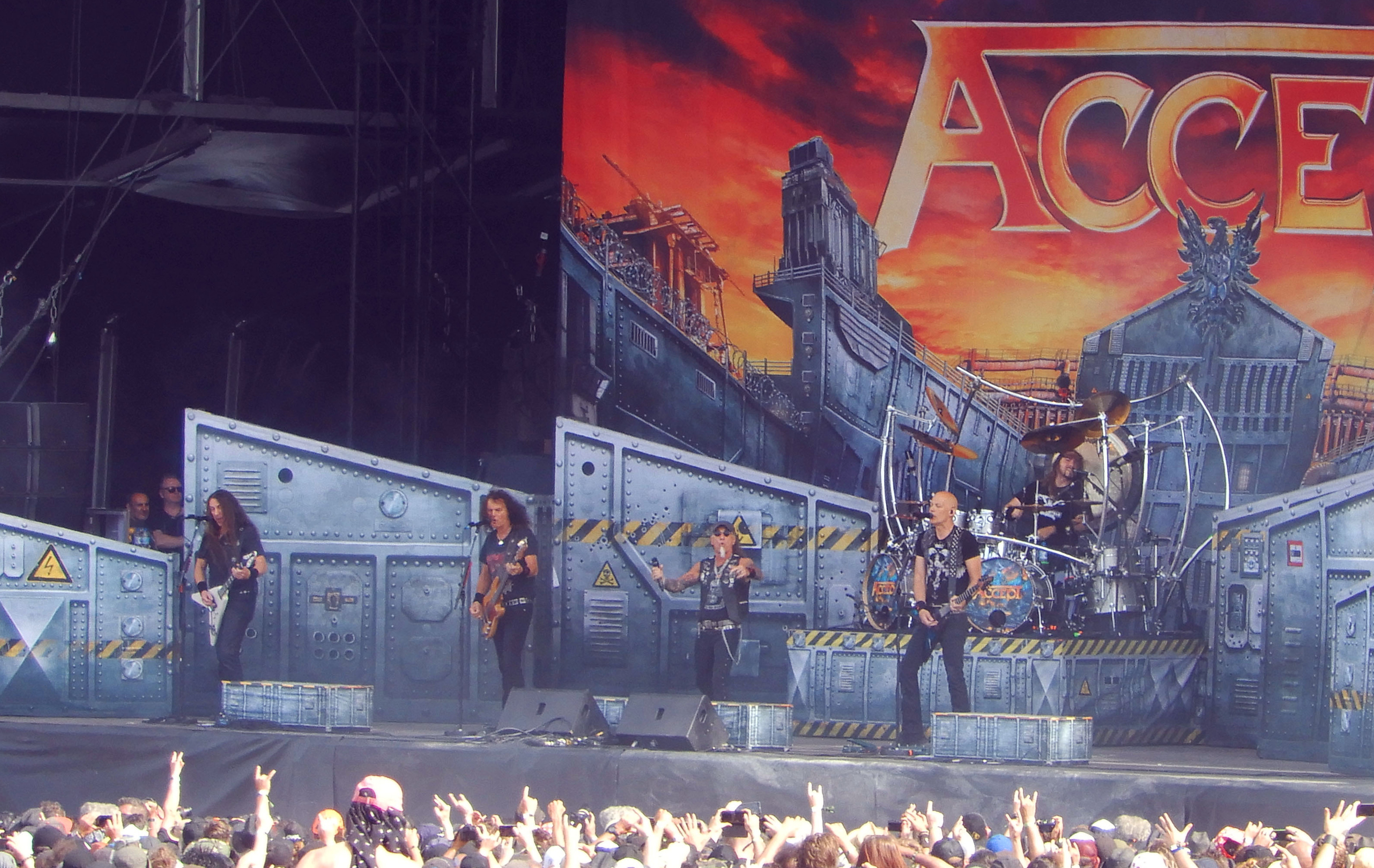 Accept_au_Hellfest_2018_(cropped).jpg