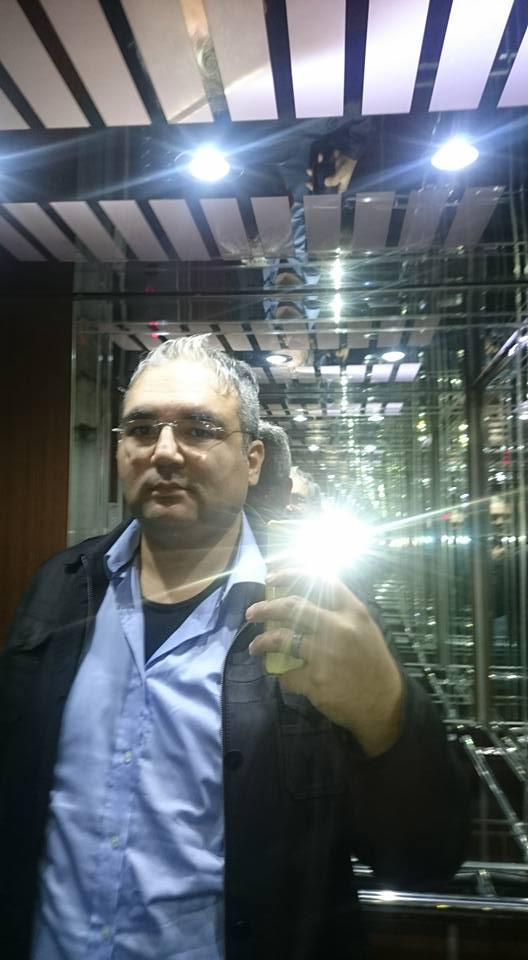 baykalbul adana buluşması öncesi asansör selfie.jpg