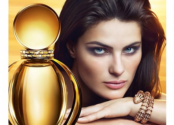 izabeli-fontana-predstavlyaet-noviy-aromat-bvlgari-goldea-1551-2252.jpg