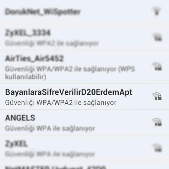 trajik komik bayanlara wifi şifre verilir.jpg